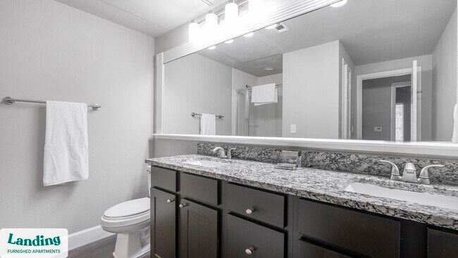 Foto del edificio - 22155 Wildwood Park Rd