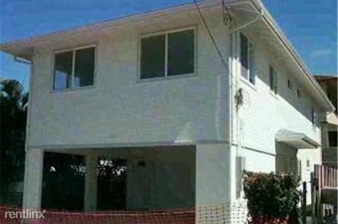 Primary Photo - 7 br, 3 bath House - 520 Panui