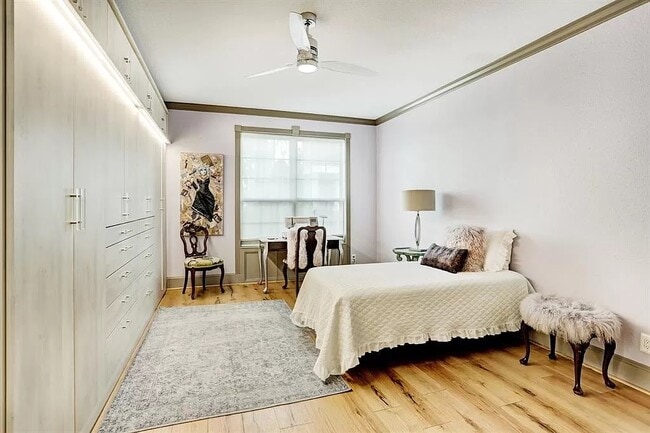 Building Photo - Apartment for Rent