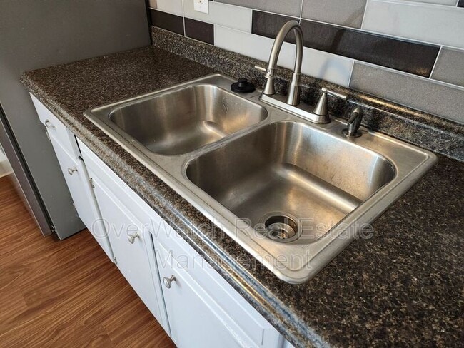 Photo - 717 N Bliss St House