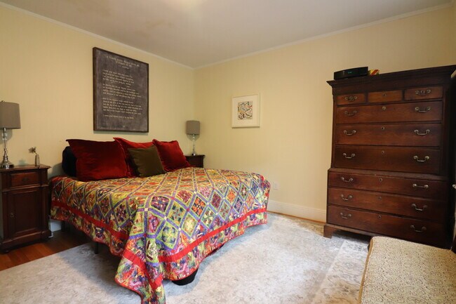 Building Photo - 30 Addington Rd