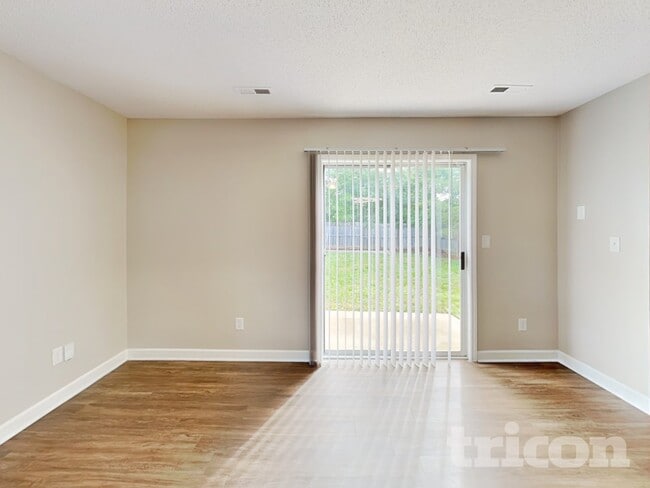 Building Photo - 1024 Crowders Woods Dr
