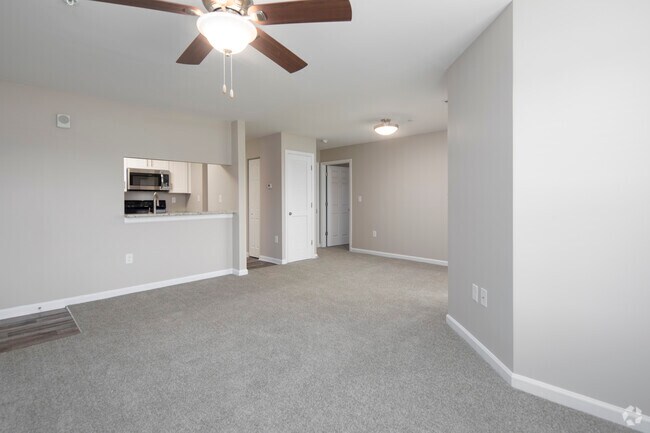 1HAB, 1BA - 820 ft² - Elevate 5050