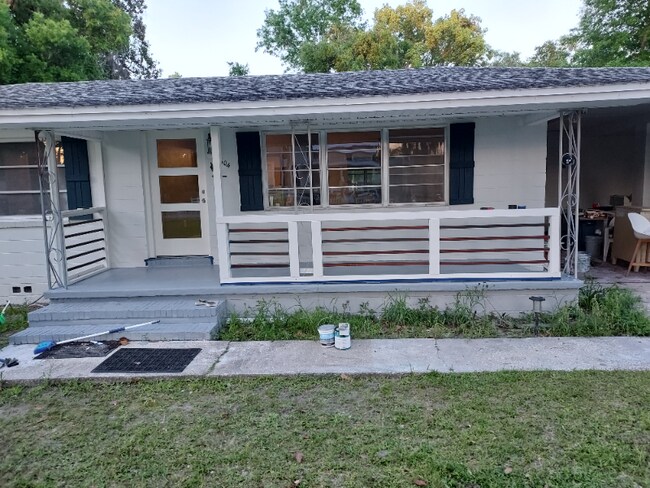 Building Photo - 604 Magnolia Ave