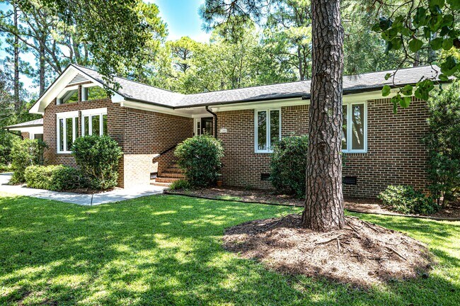 Foto del edificio - 1206 Crows Nest Ct