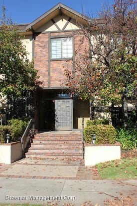 Building Photo - 12647 Burbank Blvd
