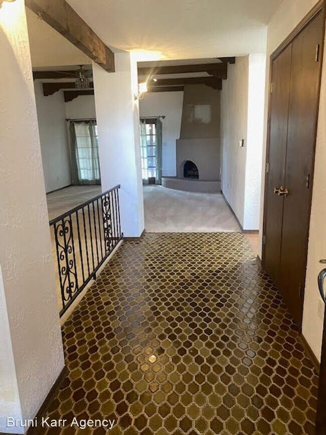 Foto del edificio - 2 br, 2 bath House - 4612 Greene St NW