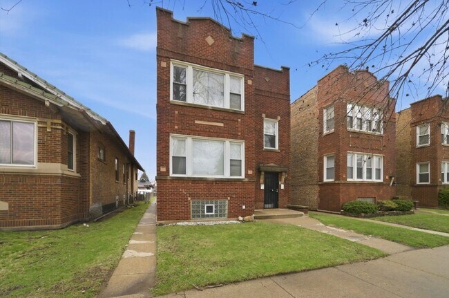 Building Photo - 7212 S Indiana Ave