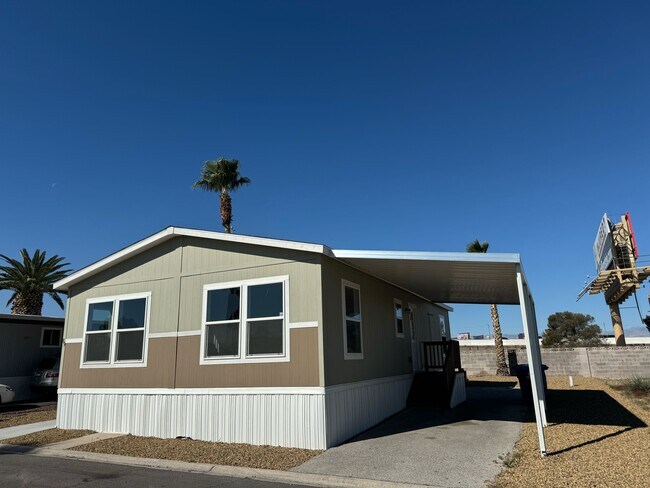 Foto del edificio - 2627 S Lamb Blvd