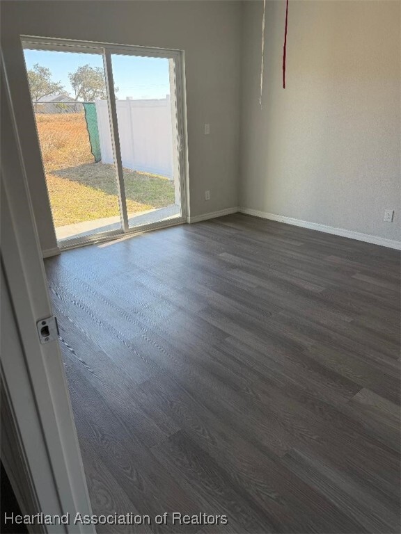 Foto del edificio - 1514 Las Villas Blvd