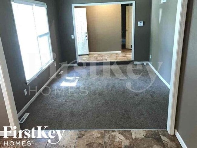 Building Photo - 14504 Laquinta Dr