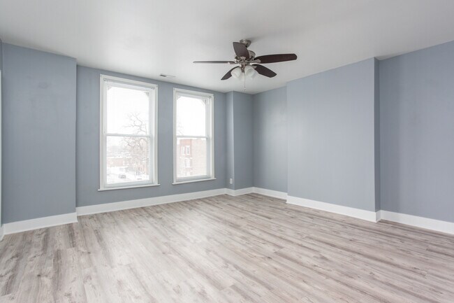 Foto del edificio - 2756 W Monroe St