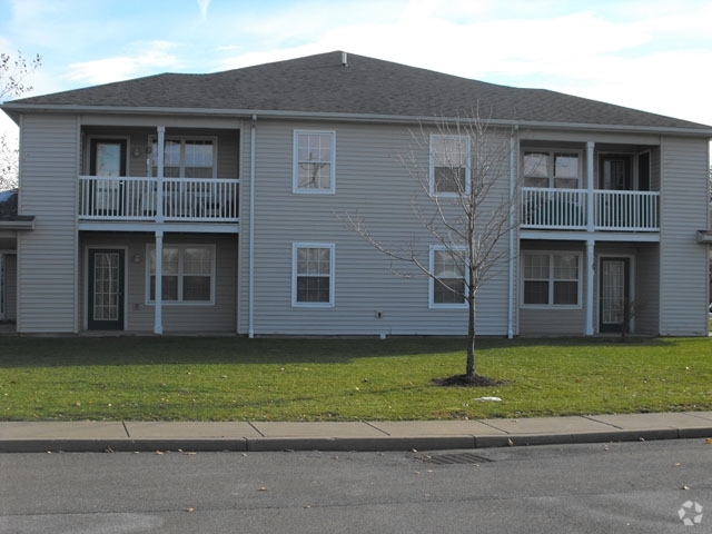 Primary Photo - Claire Court Apartments