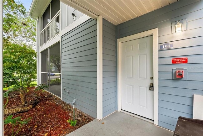 Building Photo - 2592 Grassy Point Dr