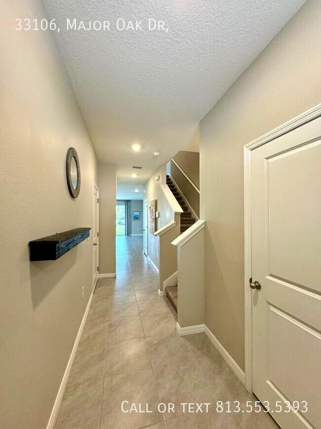 Foto del edificio - 33106 Major Oak Dr