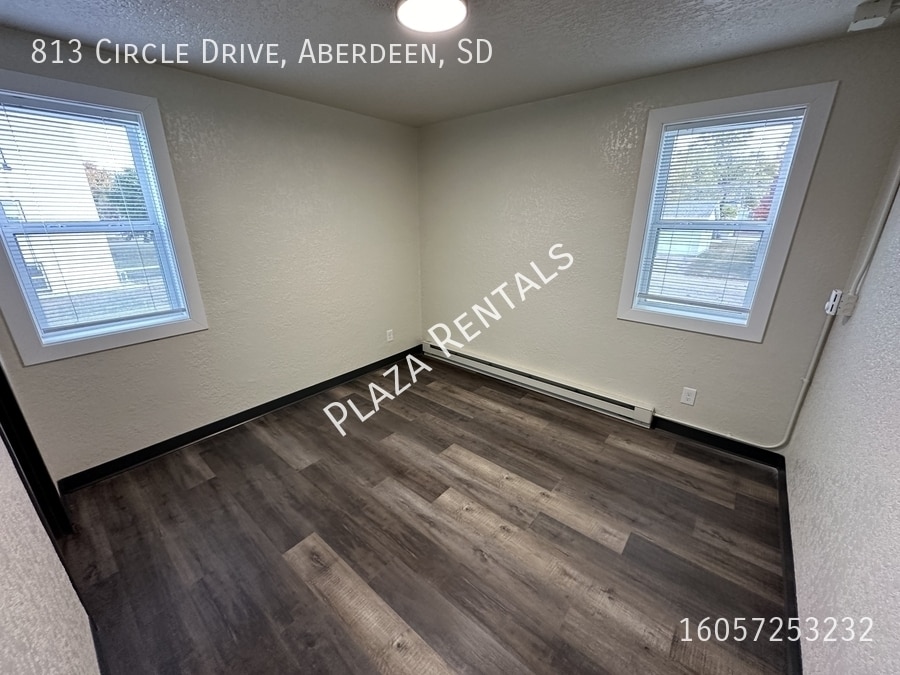 Primary Photo - 1011 N 2nd St