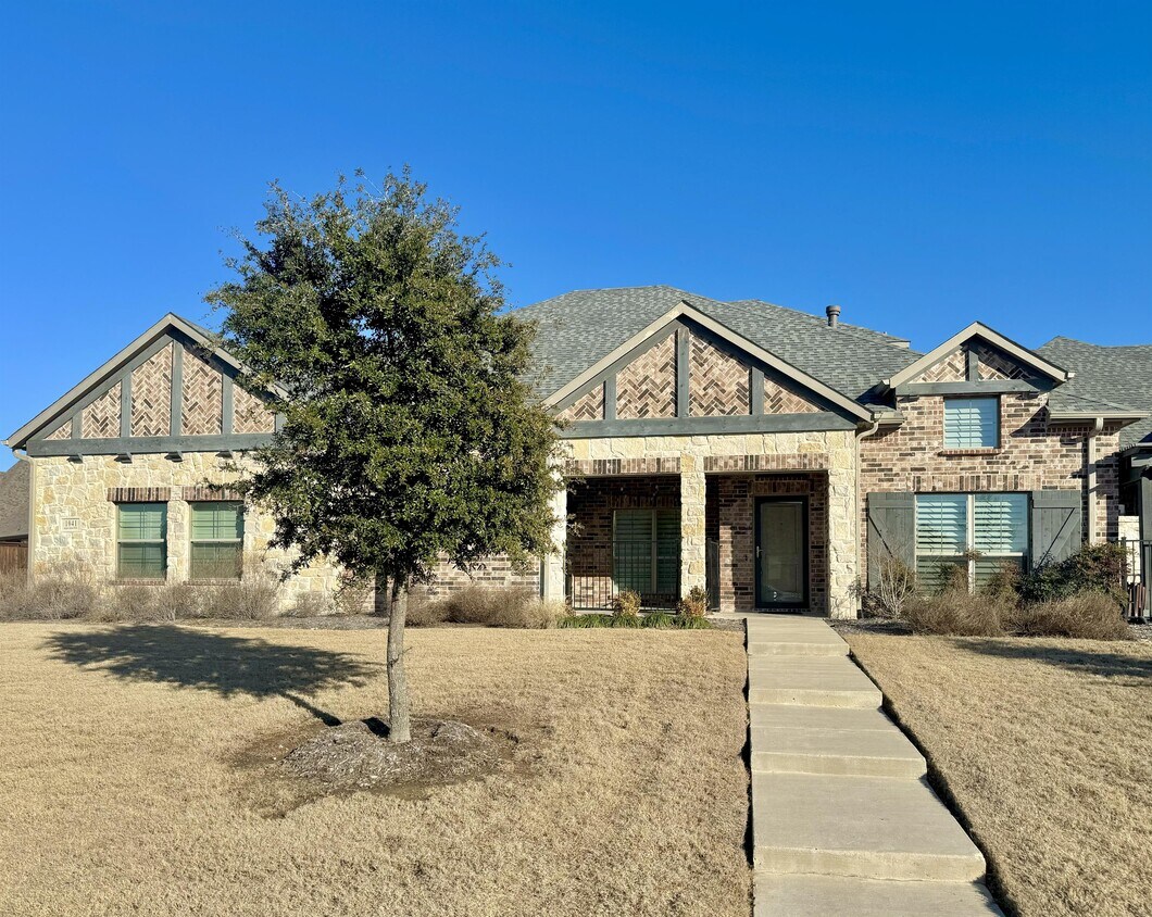 Primary Photo - 1051 Copper Canyon Dr