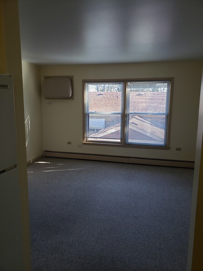 Building Photo - 754 W 144th St