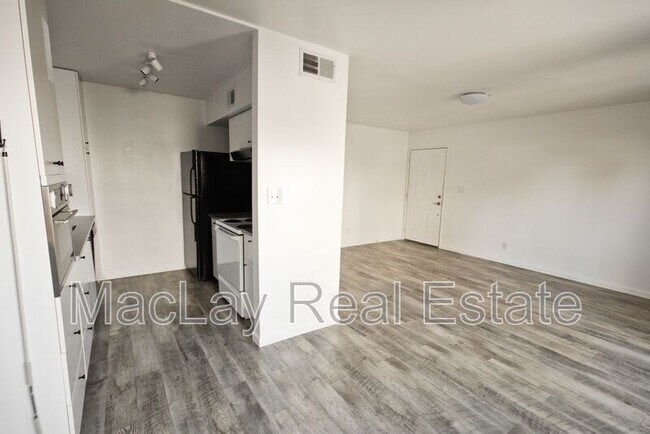 Foto del edificio - 3500 Hayden Rd