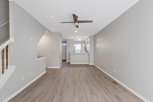 Building Photo - 801 S Front St