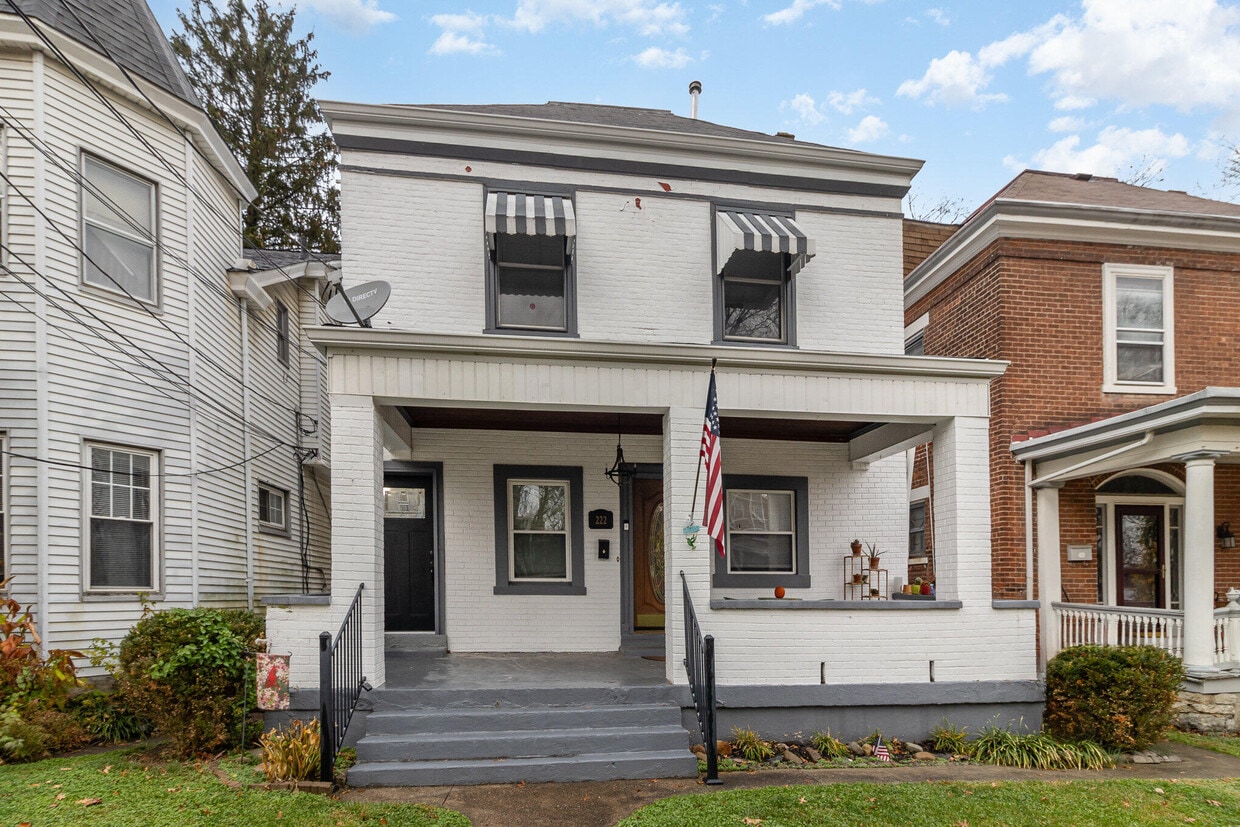 222 Sterrett Ave Unit 2, Covington, KY 41014 Room for Rent in