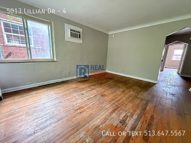 Building Photo - 5013 Lillian Dr