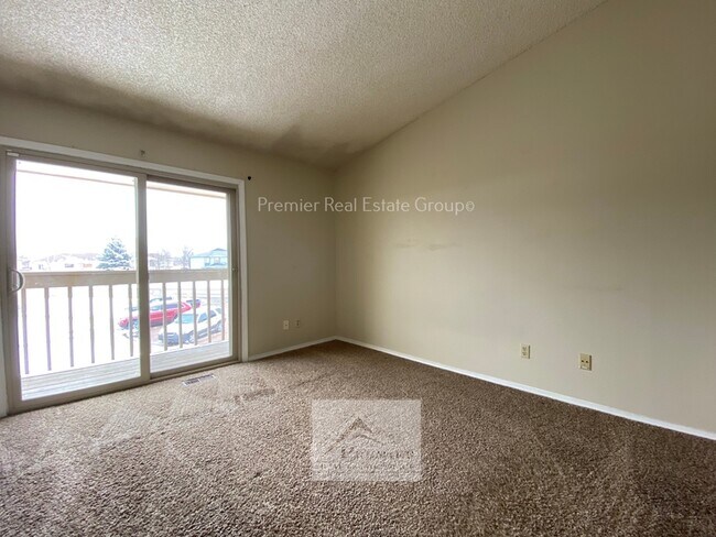 Foto del edificio - 519 Comanche Village Dr