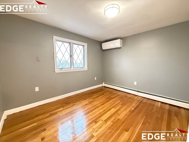 Foto del edificio - 110 Pine Hill Cir