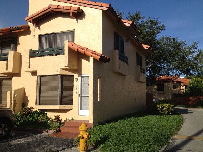 Foto del edificio - 7799 SW 102nd Ln