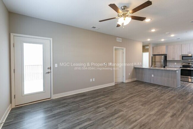 Foto del edificio - LUXURY LIVING AT BRIGHTON CROSSING, 1ST Floor - North of the River