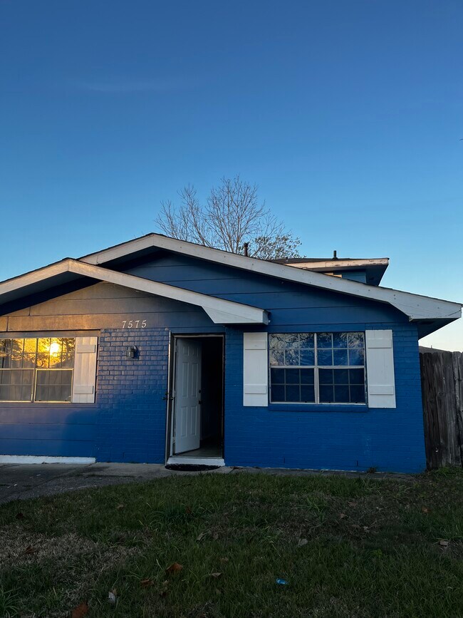 Building Photo - 7575 Kingsport Blvd