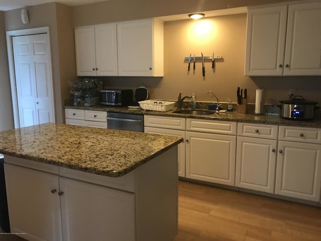 Building Photo - 3501 Equestrian Way