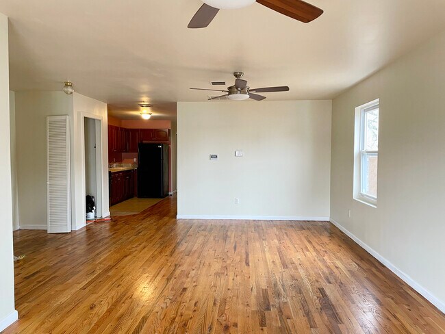 Building Photo - 123 Woodlawn Ave
