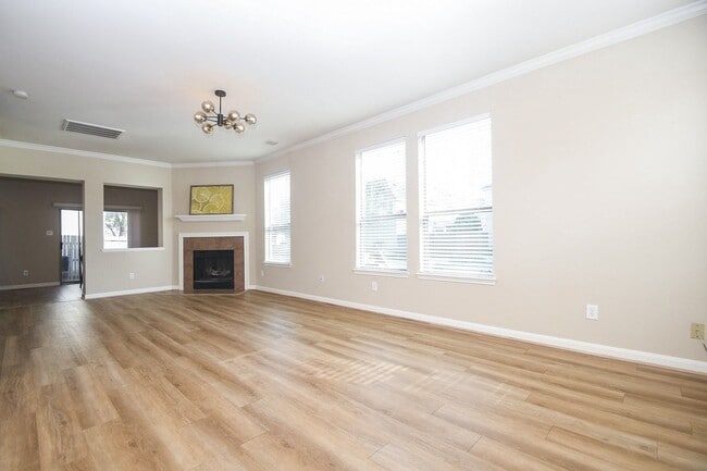 Foto del edificio - 13102 Cressida Glen Ln