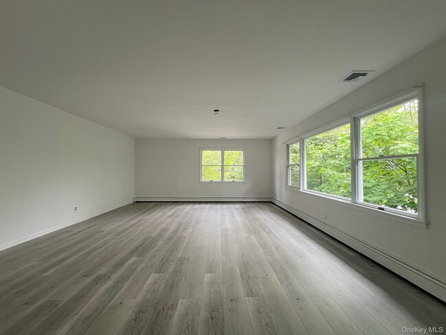Building Photo - 1235 Youngs Ave