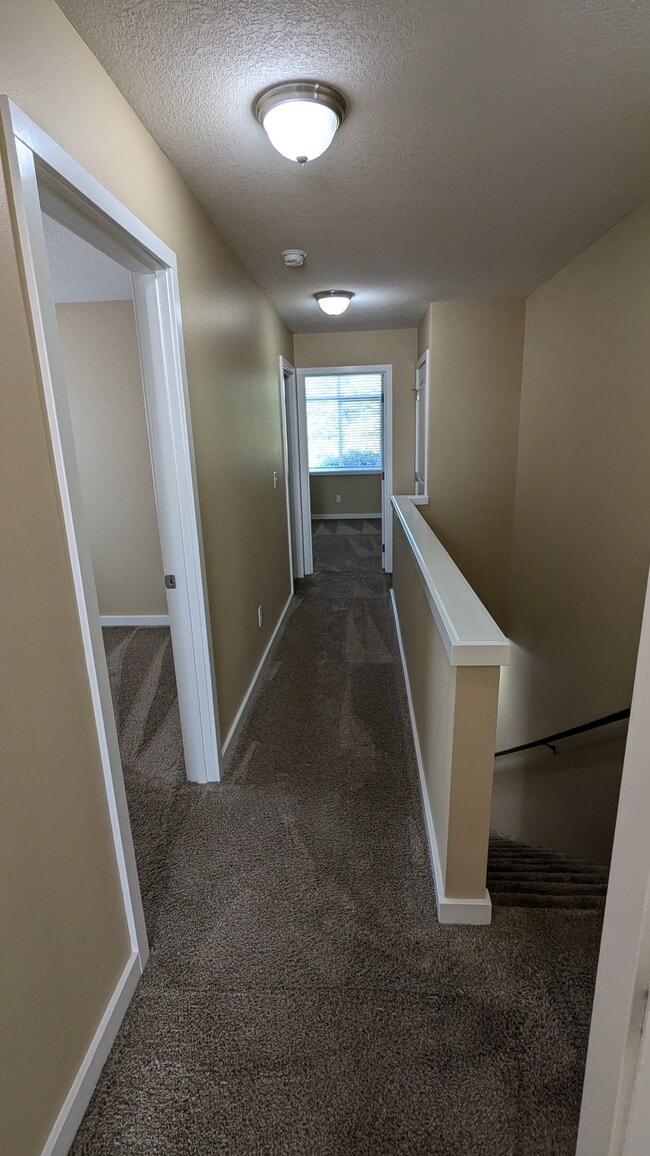 Building Photo - 10465 NE 5th Cir