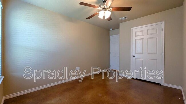 Foto del edificio - 1573 Chance Ct