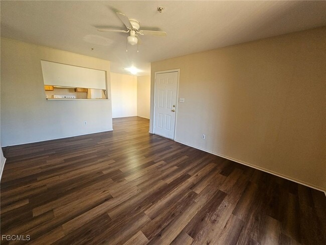 Building Photo - 2875 Winkler Ave