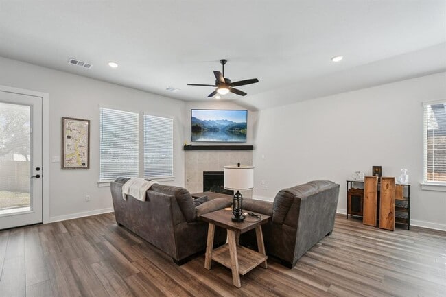 Foto del edificio - 292 Big Banyan Dr