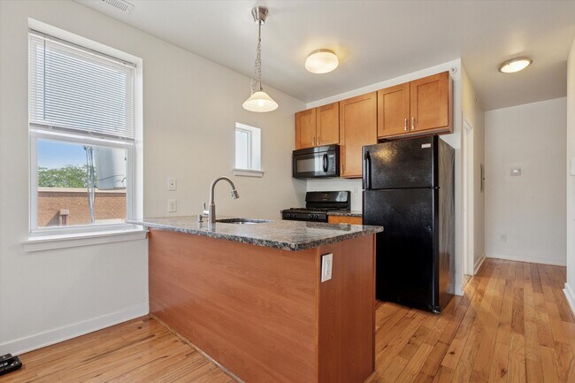 Foto del edificio - 2128 N 17th St