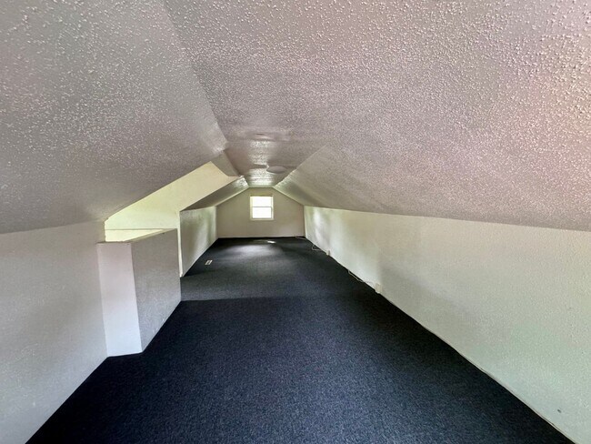 Foto del edificio - Single Family 2 Bedroom