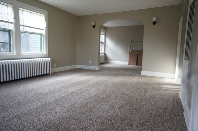 Foto del edificio - 1127 E 5th St