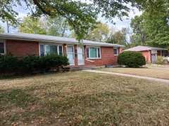 Primary Photo - 101 Pinewood Dr