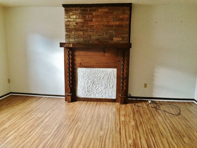 Foto del edificio - 834 Highview St