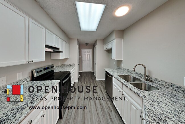 Building Photo - 6306 Tempest Dr, Arlington