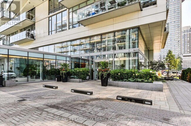 Building Photo - 29 Queens Quay E