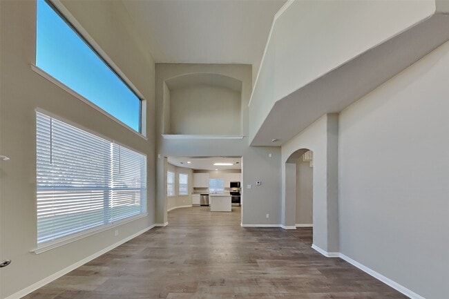 Building Photo - 3202 Stoneydale Ln