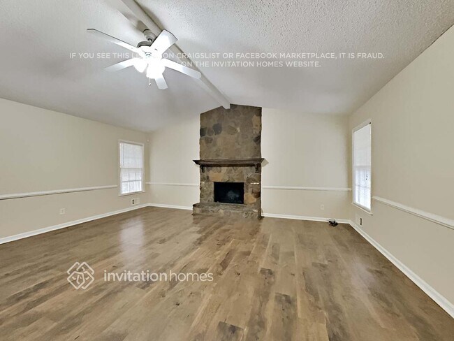Foto del edificio - 2687 Graham Ln NW