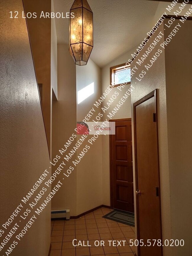 Building Photo - 12 Los Arboles Dr