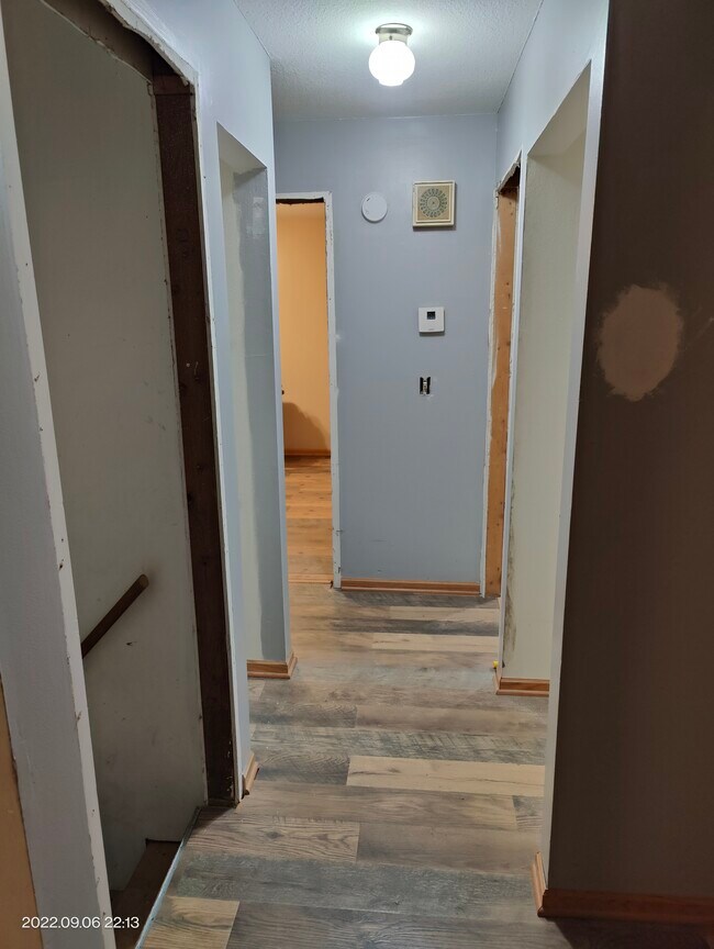 606 Sommers St N, Hudson, WI 54016 House for Rent in Hudson, WI